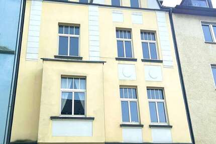 Haus Essen Stadtbezirk III - 8 Zimmer, 214 m&sup2;, 391.000&euro; | Angebot:26365790