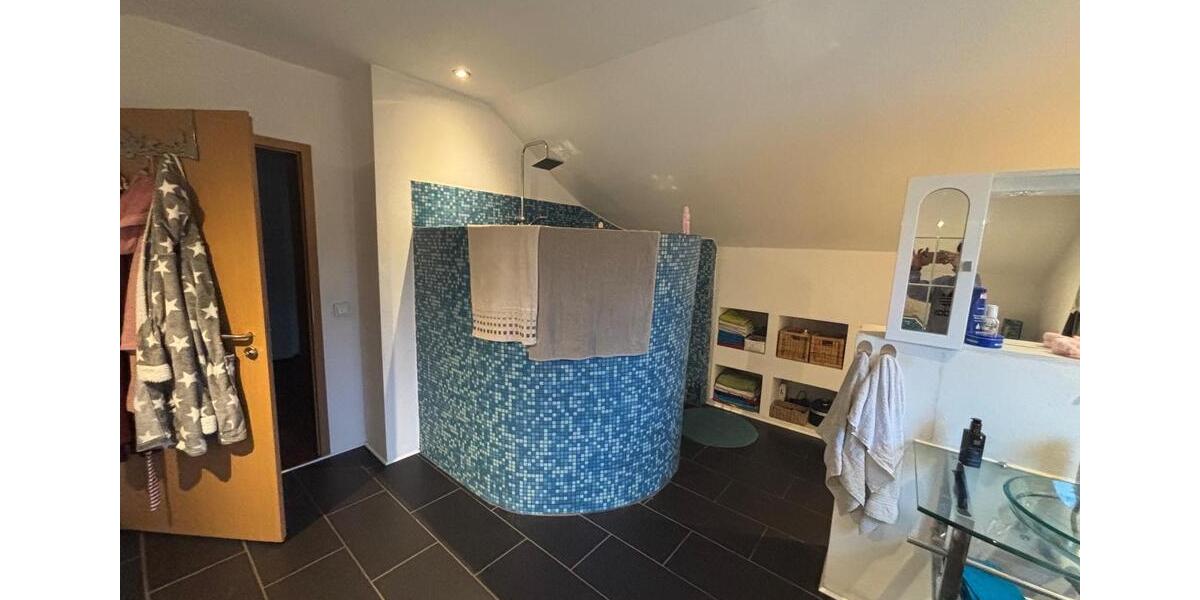 Einfamilienhaus Altenstadt an der Waldnaab - 6 Zimmer, 207 m&sup2;, 340.000&euro; | Angebot:26314577