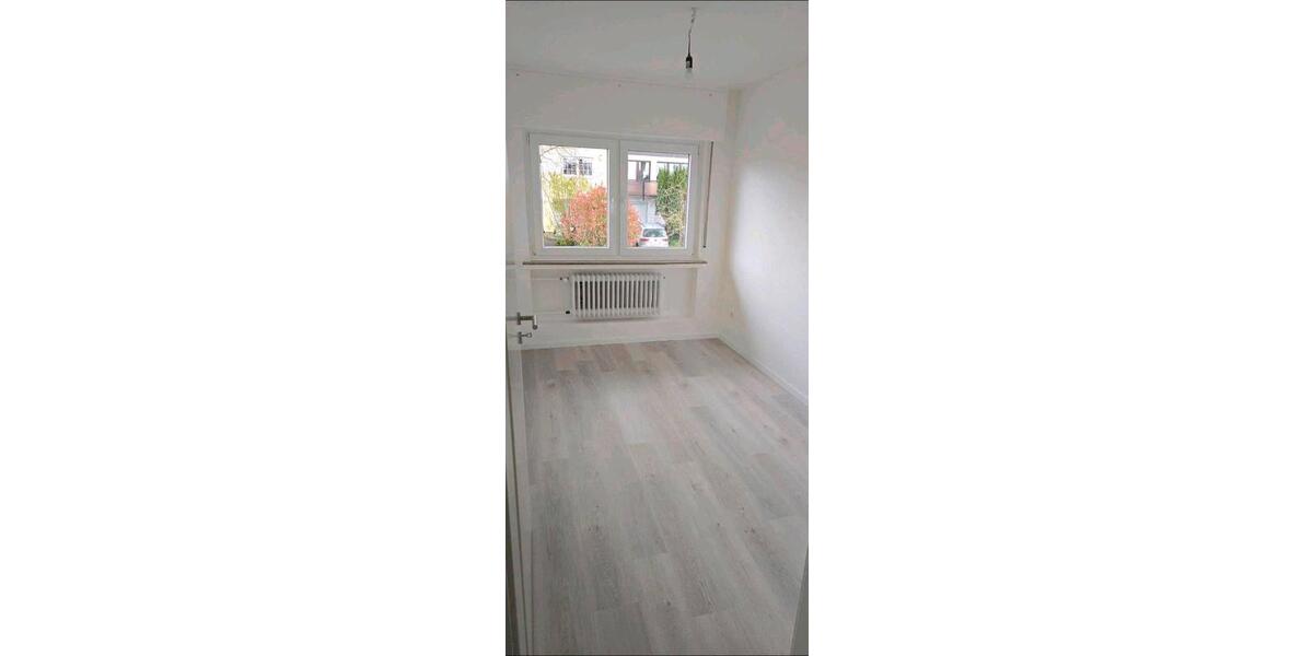 Doppelhaushälfte Lüdenscheid - 5 Zimmer, 135 m&sup2;, 1.479&euro; | Angebot:26234308
