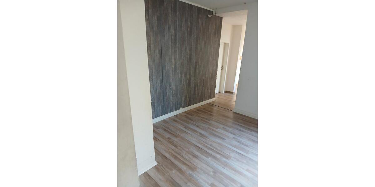 Erdgeschoßwohnung Göppingen - 4.5 Zimmer, 87 m&sup2;, 179.000&euro; | Angebot:26018652