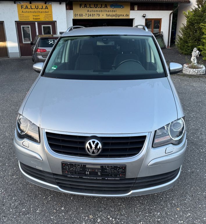 VW Touran 217.000 km 5.200 € Passau 94034