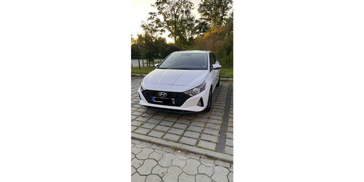 Hyundai i20 31.000 km 16.500 &euro; Lübeck 23562