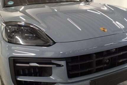 Porsche Cayenne 12.850 km 113.999 &euro; Stuttgart 70499