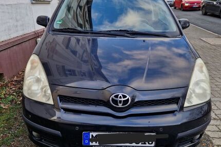 Toyota Corolla Verso 167.000 km 4.200 &euro; Lüdenscheid 58511