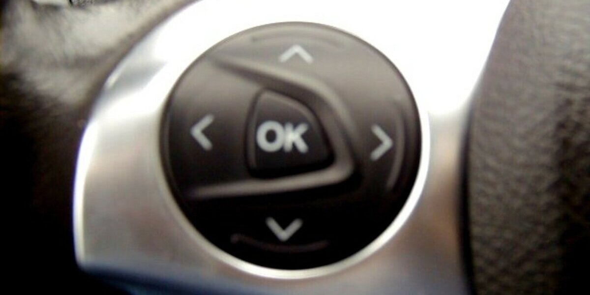 Ford Transit Custom 2.0TDCi Trend 340 L2H2-Navi-AHK-PDC 69.296 km 17.969 &euro; Wittmund 26409