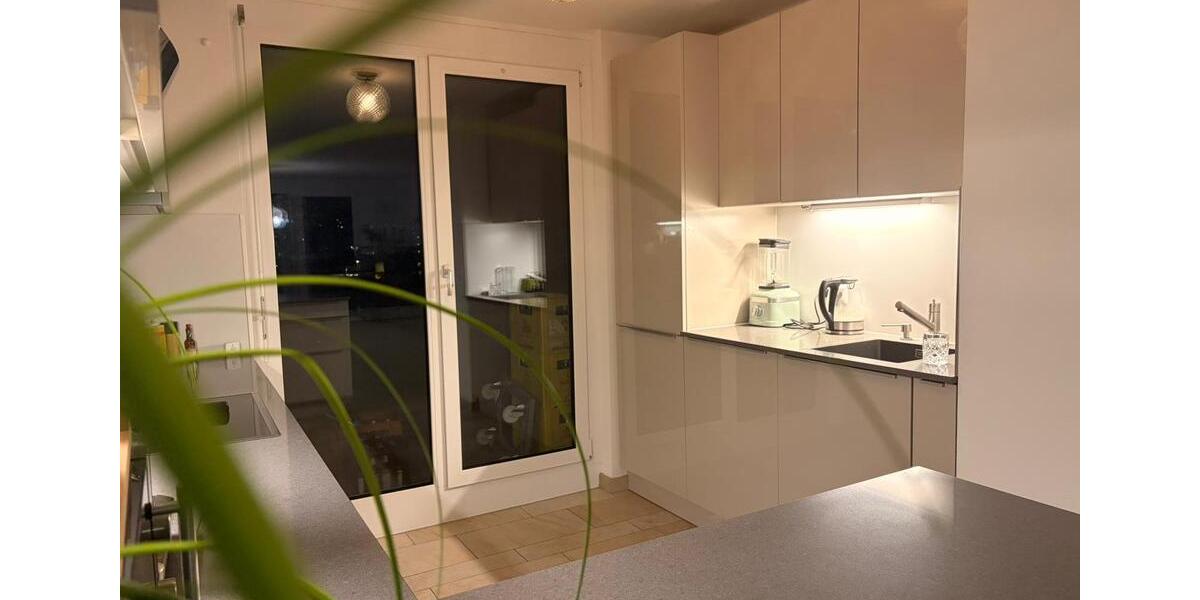 Einfamilienhaus Stuttgart Luginsland - 3 Zimmer, 82 m&sup2;, 1.435&euro; | Angebot:25811376