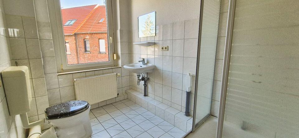 Etagenwohnung Sangerhausen - 1 Zimmer, 43 m&sup2;, 230&euro; | Angebot:26260689