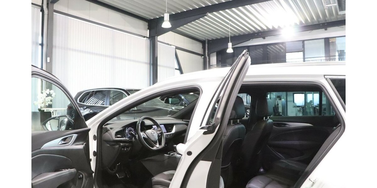 Opel Insignia 2.0 ST 4x4 OPC-LINE GSI WHITE / VC+HUD 140.000 km 18.555 &euro; Hamm 59077