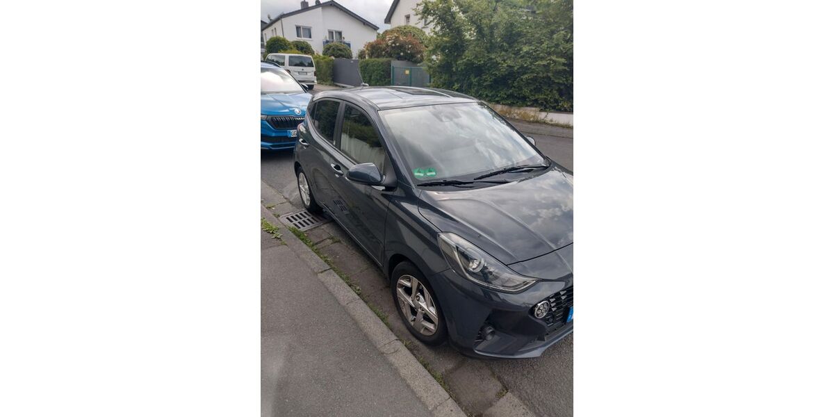 Hyundai i10 30.000 km 9.000 &euro; Wiesbaden 65191