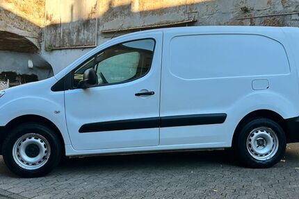 Peugeot Partner 95.000 km 9.800 &euro; Saarbrücken 66117