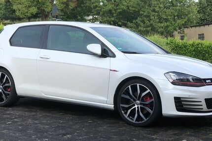 VW Golf 140.000 km 11.500 &euro; Binsfeld 54518