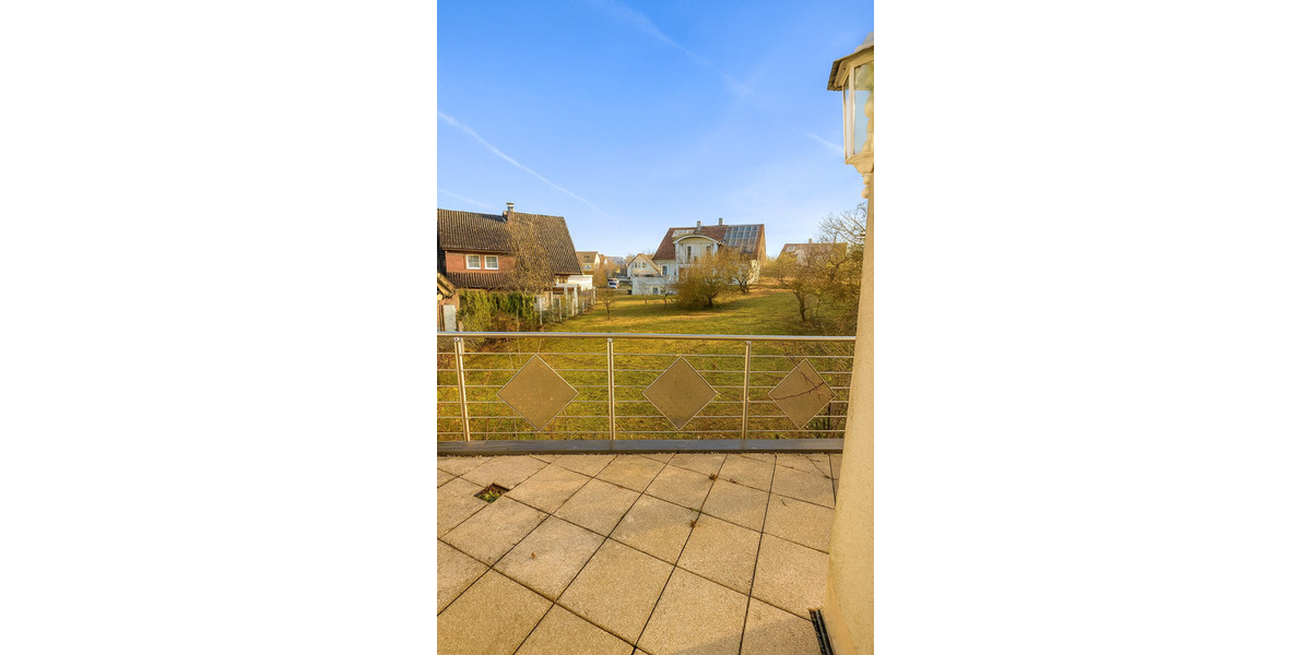 Mehrfamilienhaus, Wohnhaus Wildberg Effringen - 7 Zimmer, 200 m&sup2;, 475.000&euro; | Angebot:24657197