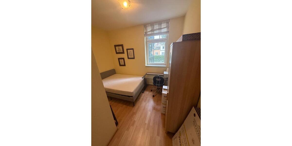 Einfamilienhaus Reinbek - 4.5 Zimmer, 161 m&sup2;, 2.700&euro; | Angebot:24866931