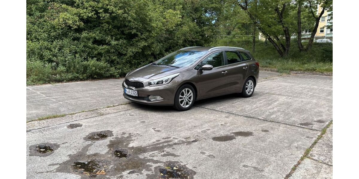 Kia ceed Sportswagon 143.830 km 9.900 &euro; Erfurt 99089