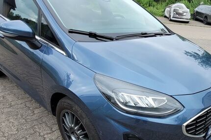 Ford Fiesta 38.900 km 13.400 &euro; Schwerin 19057