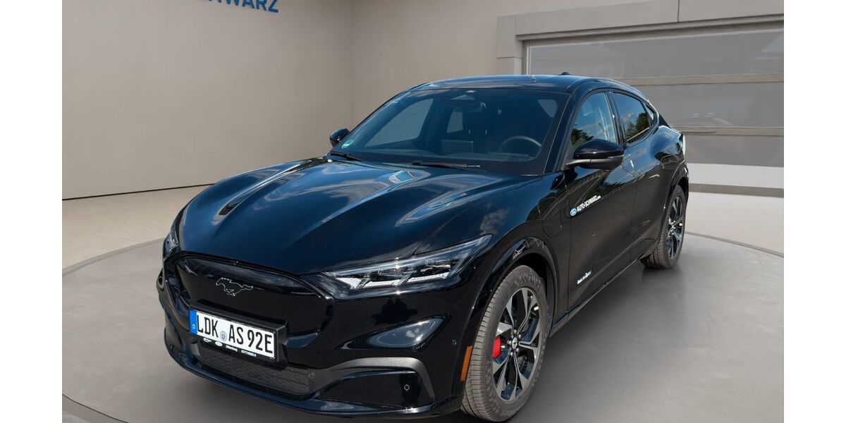 Ford Mustang Mach-E 32.000 km 37.900 &euro; Dillenburg 35683