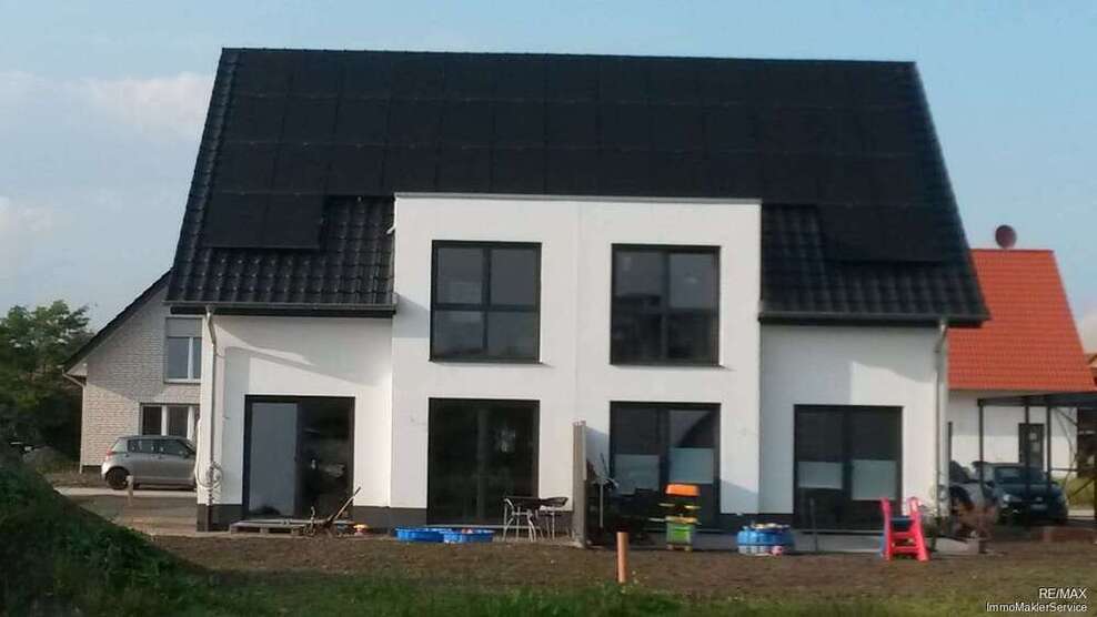 Haus zum Kaufen in Spenge 453.000 € 135 m²