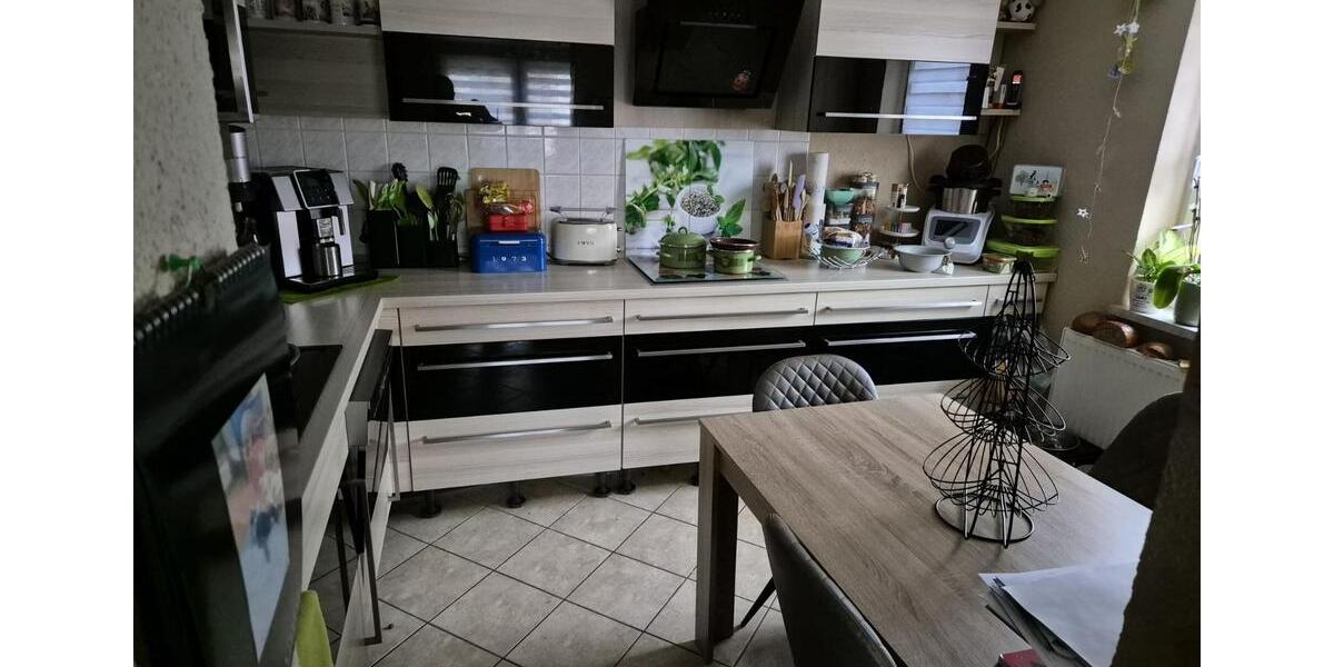 Einfamilienhaus Meiningen - 9 Zimmer, 220 m&sup2;, 130.000&euro; | Angebot:26830337