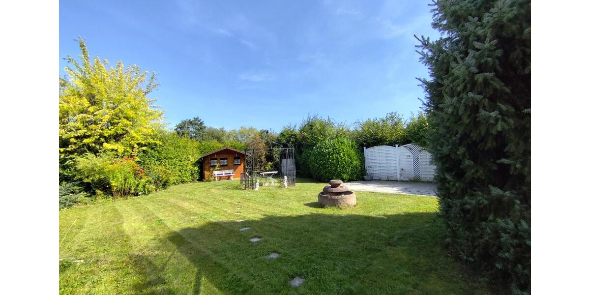 Ein -Zwei Familienhaus in 35423 Lich 4S, 2Bäder, Garten, Garage 6 zimmer