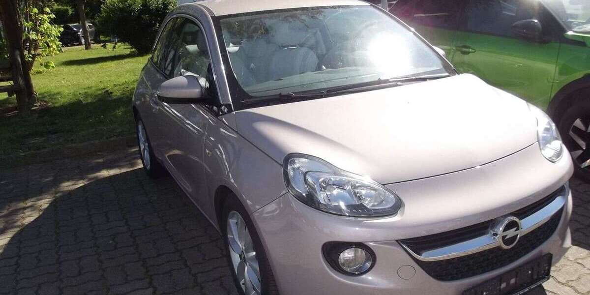 Opel Adam 34.510 km 10.950 &euro; Querfurt 06268