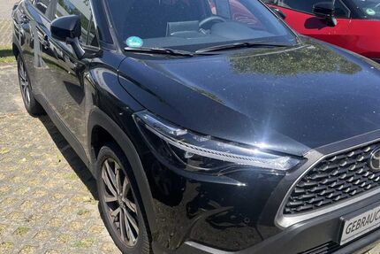 Toyota Corolla Cross 2.305 km 33.990 &euro; Dessau 06847