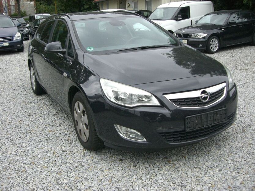 Opel Astra 195.000 km 2.990 € Vetschau 03226