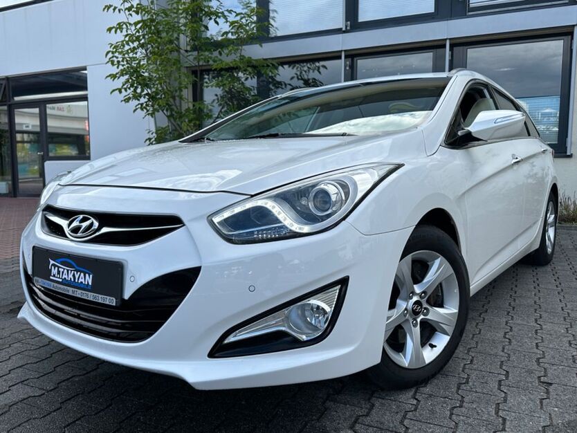 Hyundai i40 155.000 km 8.990 € Mannheim 68309