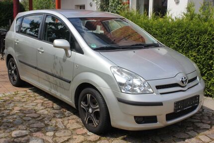 Toyota Corolla Verso 170.502 km 3.500 &euro; Waren (Müritz) 17192