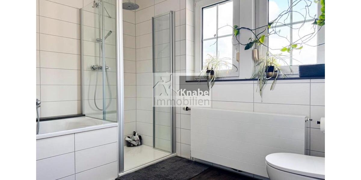 Einfamilienhaus Rödinghausen - 8 Zimmer, 241 m&sup2;, 495.000&euro; | Angebot:27096787