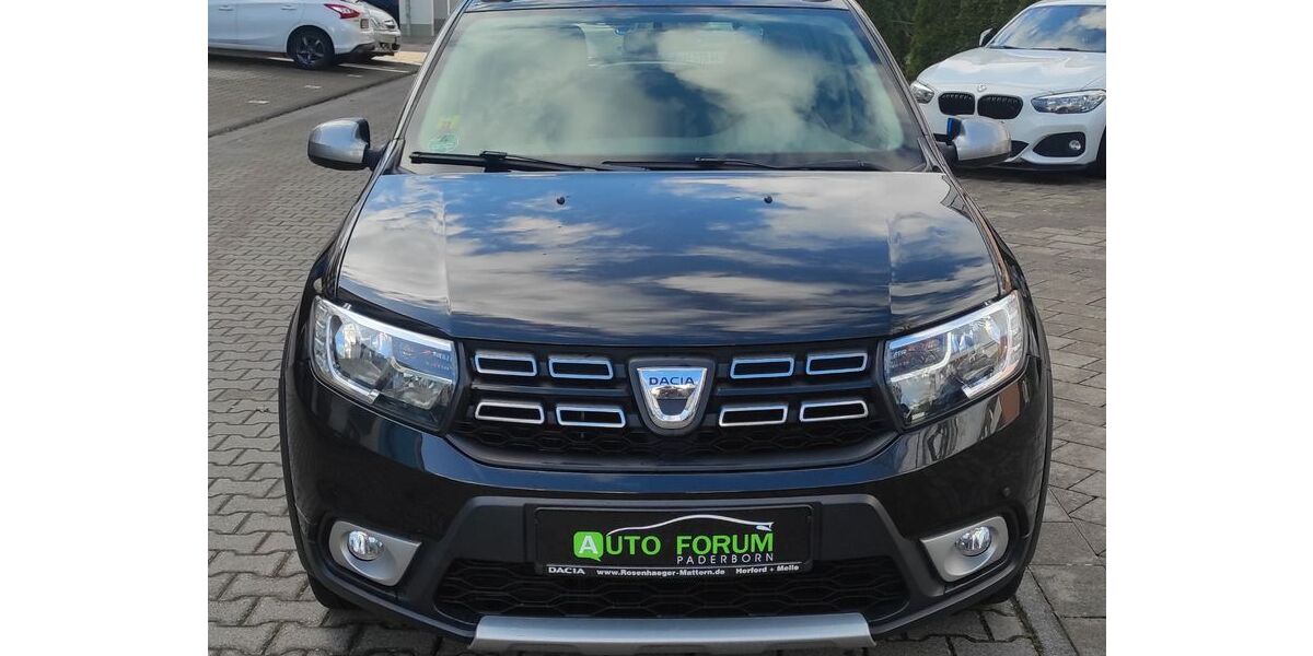 Dacia Sandero 184.000 km 4.899 &euro; Paderborn 33102