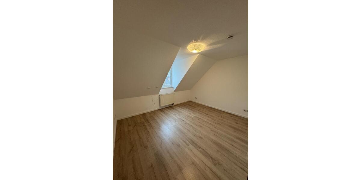 Dachgeschoßwohnung Blieskastel - 2 Zimmer, 45 m&sup2;, 67.900&euro; | Angebot:27030051