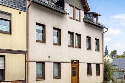 Haus zum Kaufen in Wurzbach 110.000 € 162 m² 8 zimmer
