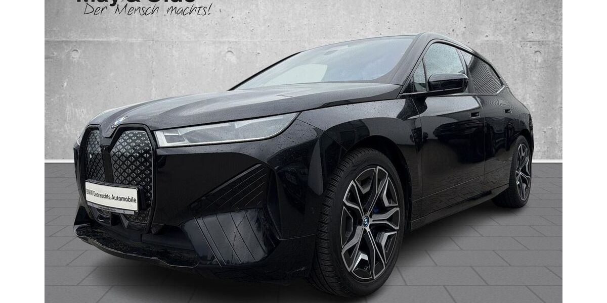 BMW iX 47.833 km 53.490 &euro; Halstenbek 25469