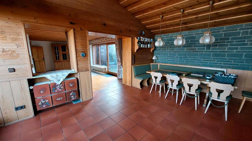 Einfamilienhaus Hammelburg - 5 Zimmer, 165 m&sup2;, 220.000&euro; | Angebot:26701884