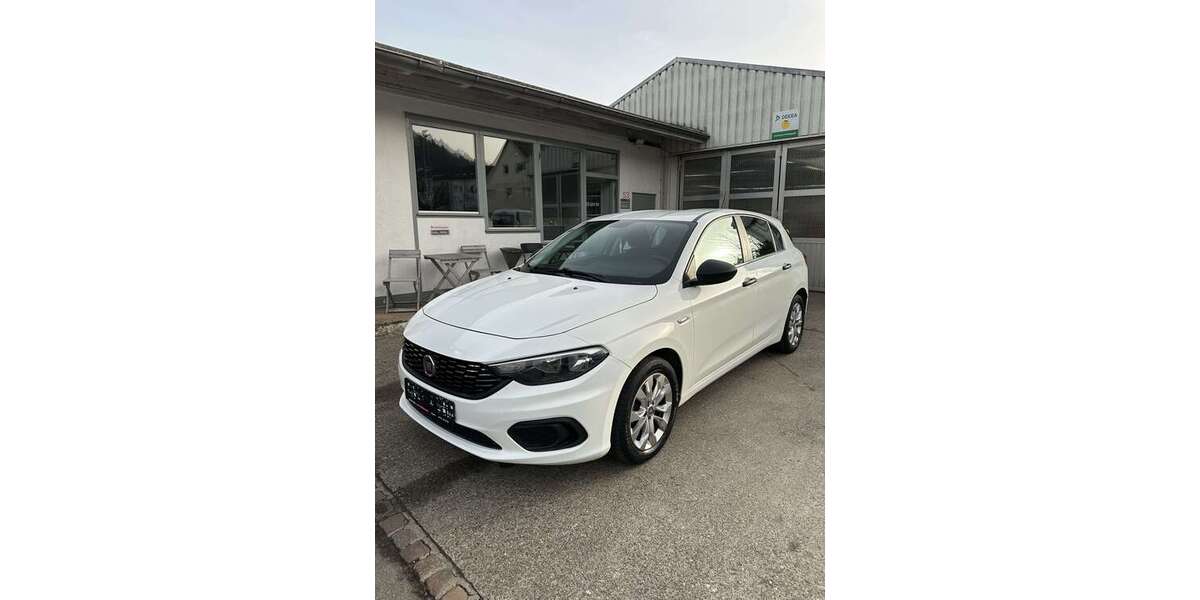 Fiat Tipo 93.964 km 8.100 &euro; Dogern 79804