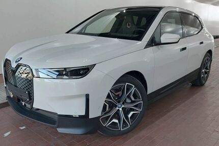 BMW iX 22.100 km 51.950 &euro; Freudenberg 57258