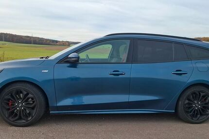 Ford Focus 51.287 km 17.950 &euro; Retzstadt 97282