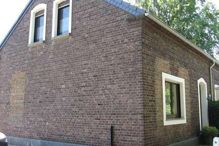 Haus Moers Schwafheim - 4 Zimmer, 122 m&sup2;, 259.000&euro; | Angebot:26699860