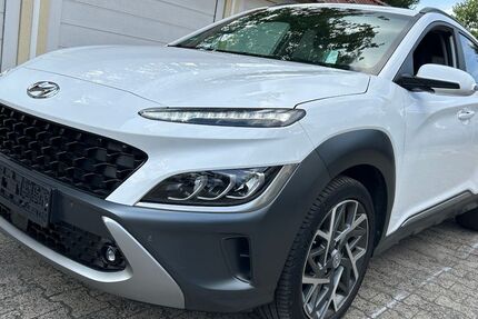 Hyundai KONA 100.000 km 14.900 &euro; Berlin 13403