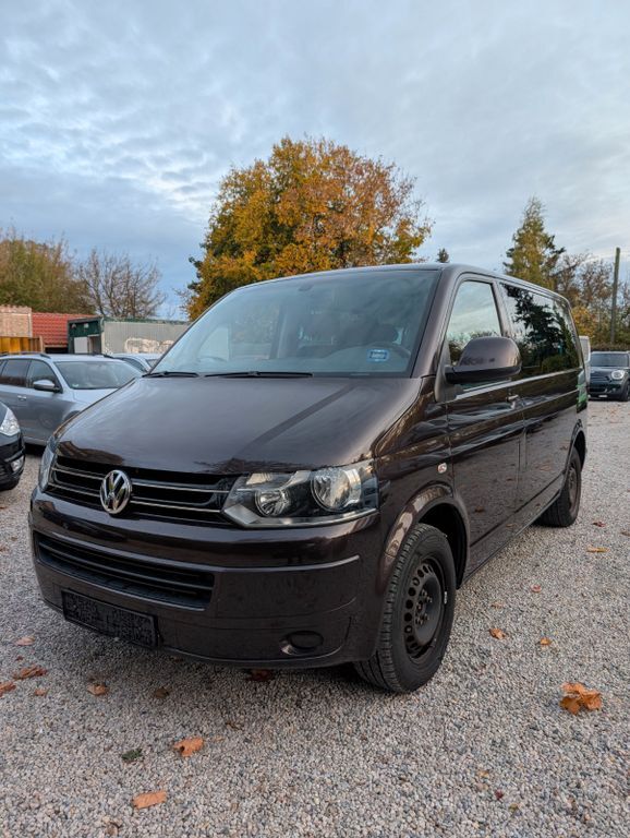 VW T5 Transporter 192.000 km 13.490 € Berlin 13158