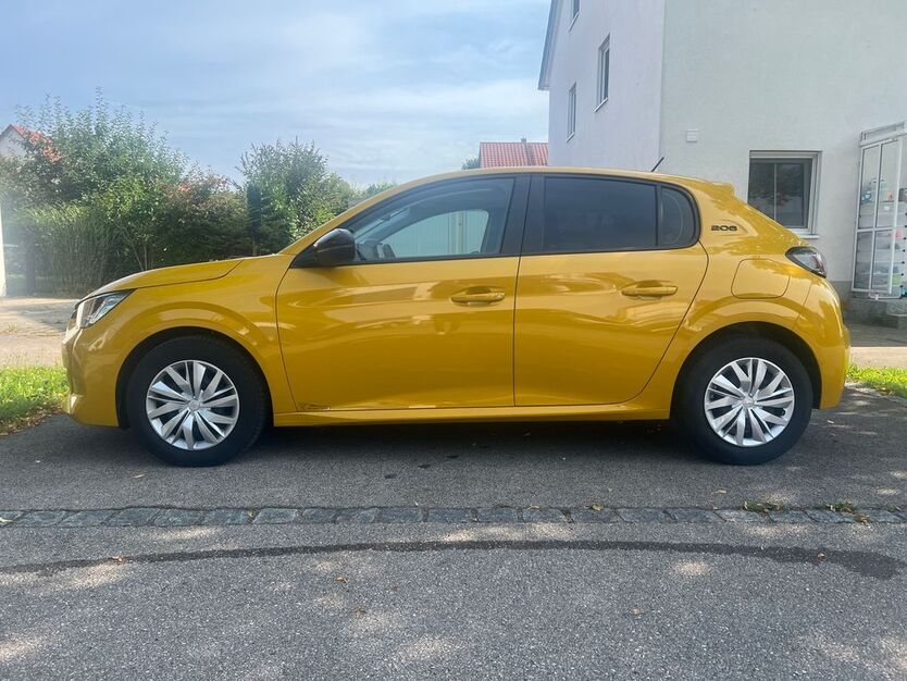 Peugeot 208 29.500 km 13.900 € Schwabmünchen 86830