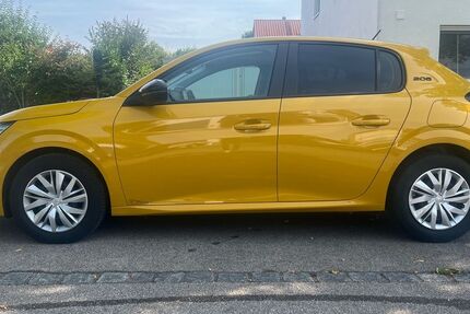 Peugeot 208 30.000 km 13.800 € Schwabmünchen 86830
