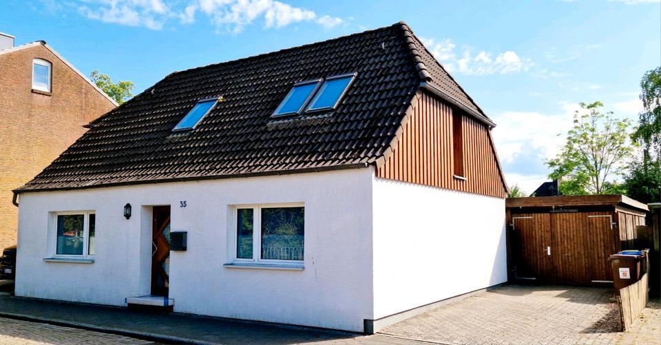 Einfamilienhaus freistehend EFH zimmer
