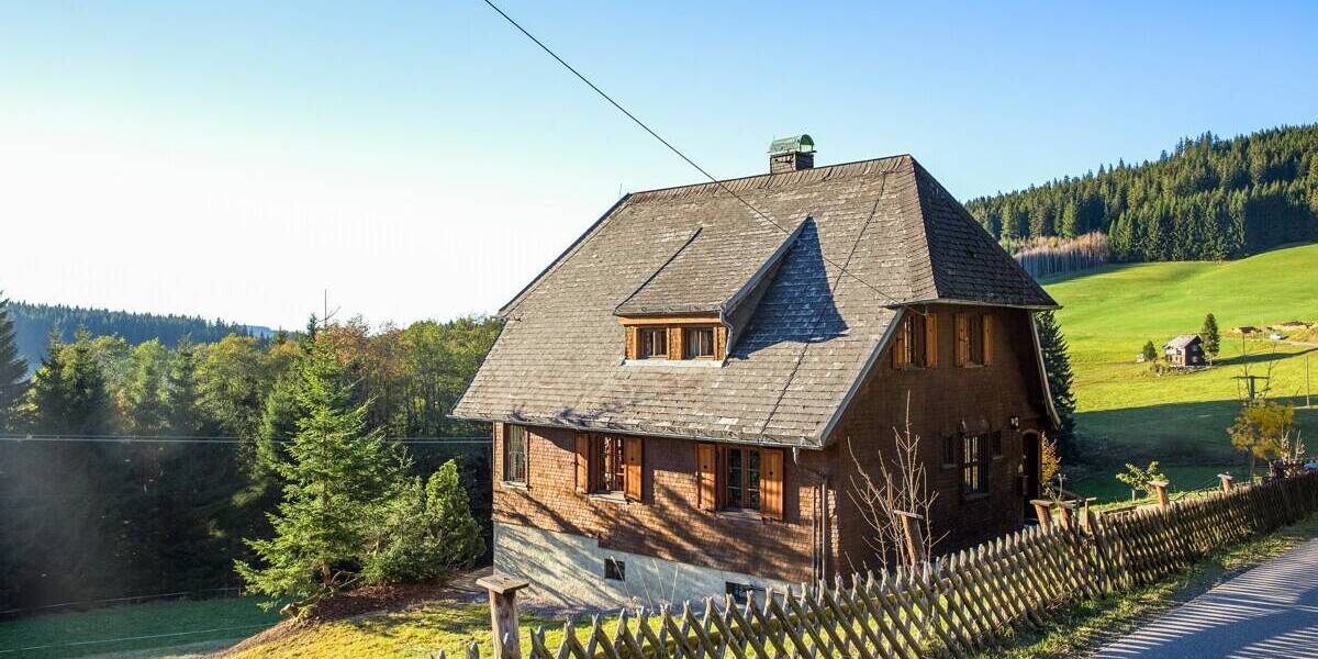 Mehrfamilienhaus, Wohnhaus Titisee-Neustadt Titisee - 3 Zimmer, 101 m&sup2;, 749.000&euro; | Angebot:26274112