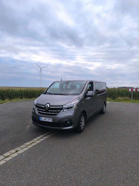 Renault Trafic 63.000 km 25.990 € Meerane 08393