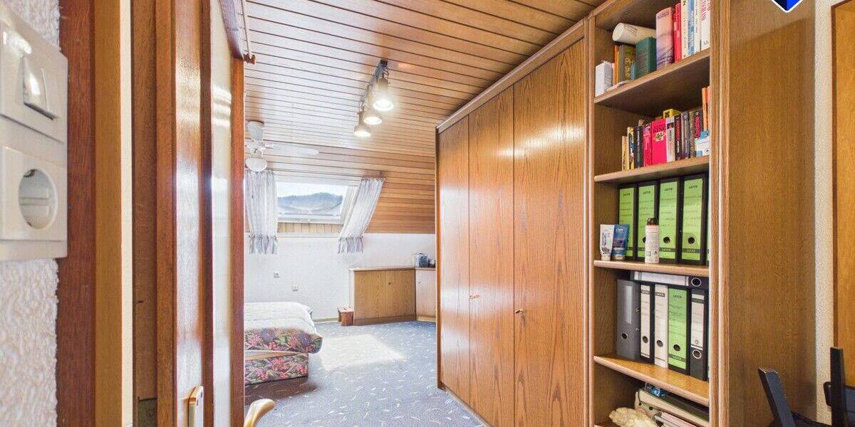 Einfamilienhaus Mettlach / Saarhölzbach Saarhölzbach - 7 Zimmer, 148 m&sup2;, 125.000&euro; | Angebot:26859033