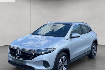 Mercedes EQA