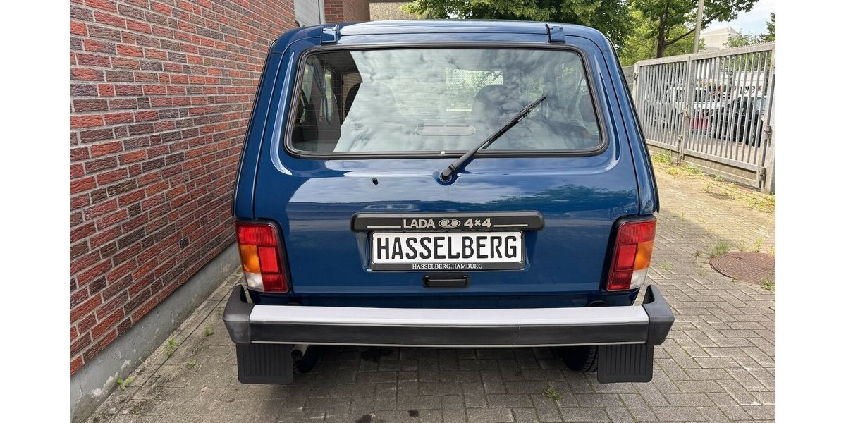 Lada Niva TAIGA Day 4x4 wie neu 2121DE Standhzg. Navi 17.000 km 19.999 &euro; Hamburg 22339