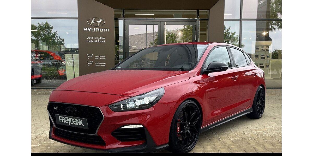 Hyundai i30 54.755 km 23.499 &euro; Leipzig 04178