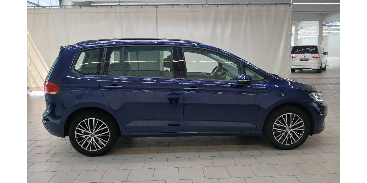 VW Touran 27.650 km 31.888 &euro; Greiz 07973